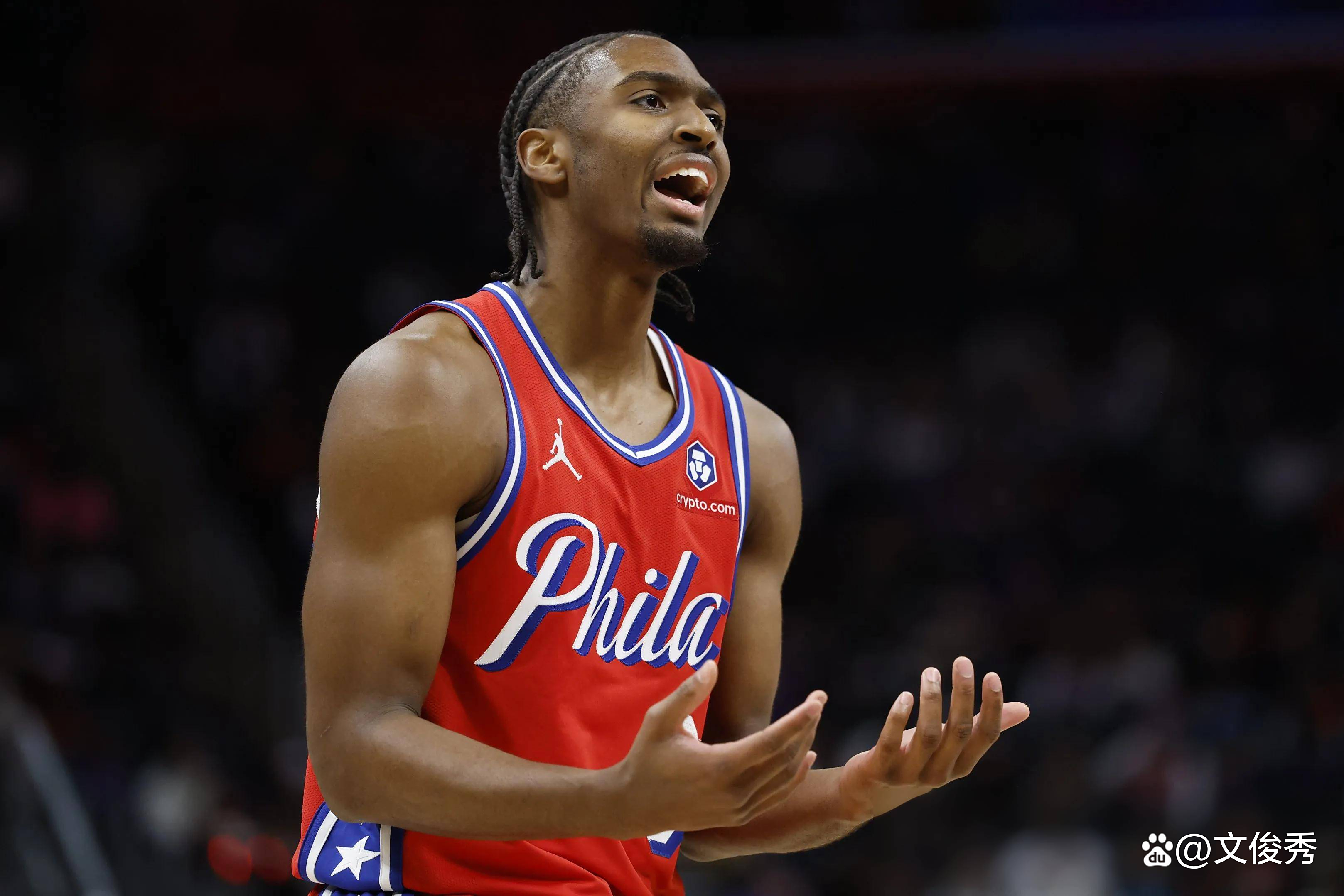 雷火电竞官网-猛龙新援突破，帮助球队逆转胜利的简单介绍