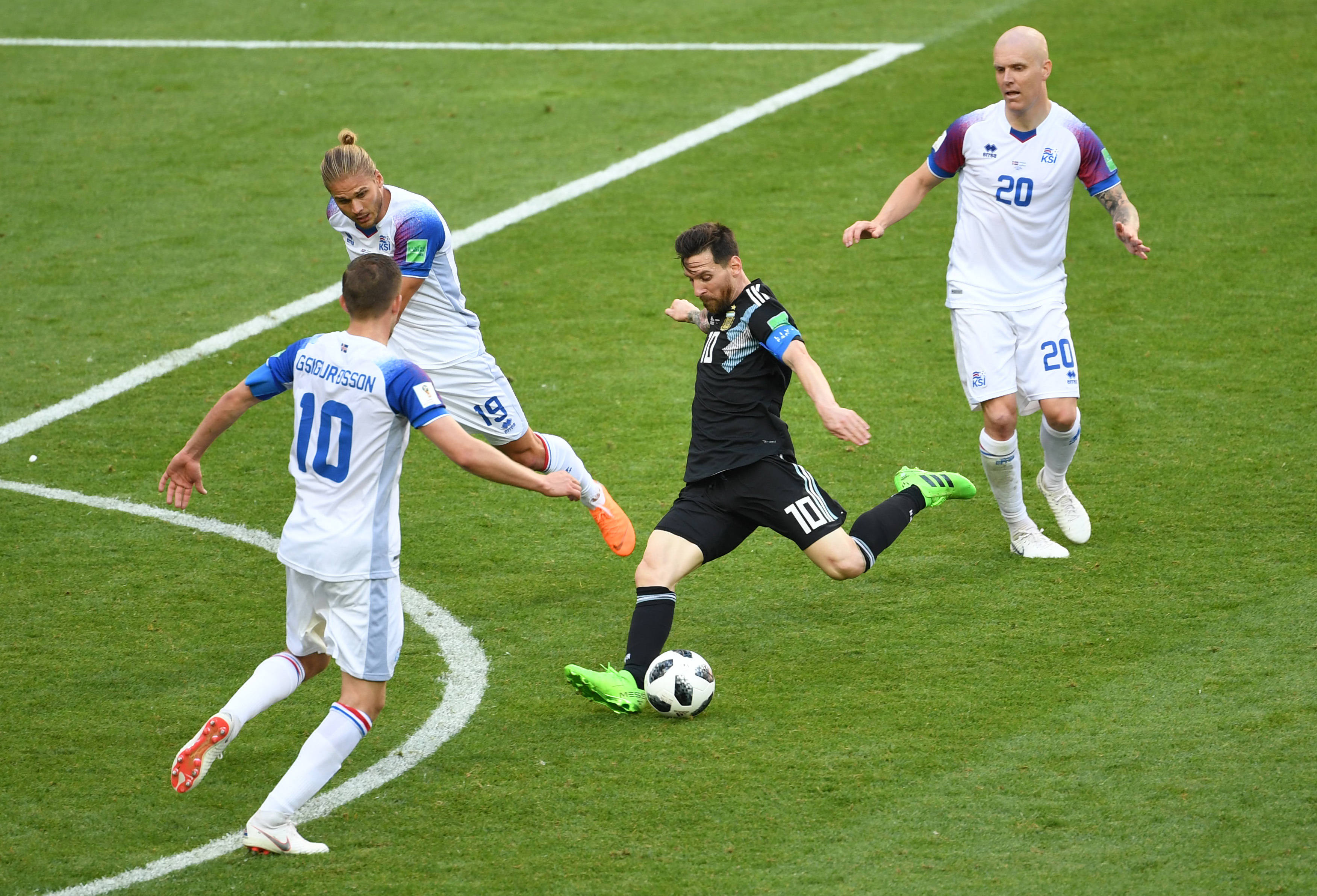 雷火电竞官网-包含列支敦士登队艰难突围，锁定欧洲杯资格的词条