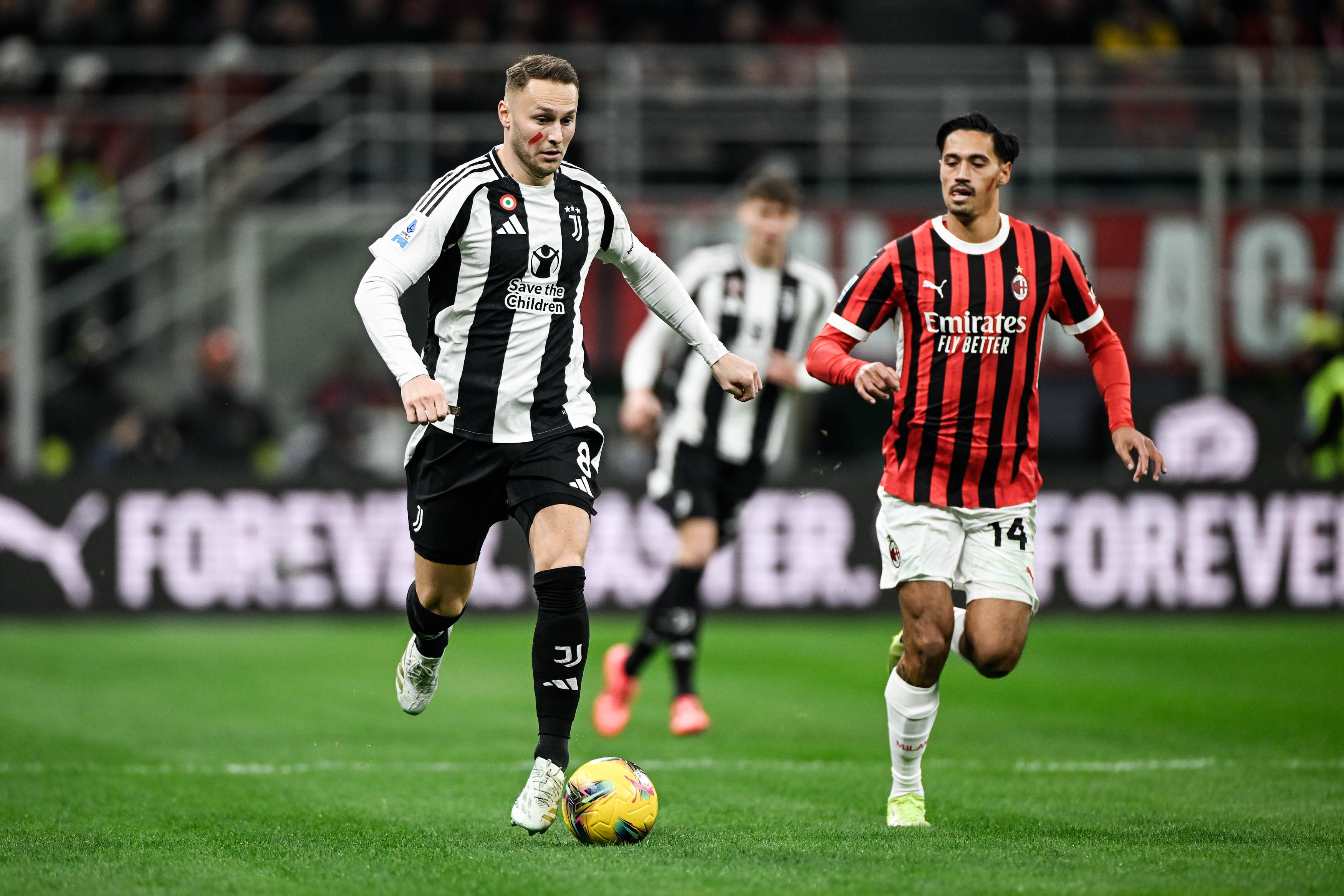 国际米兰主场战平尤文图斯，实现保级的简单介绍