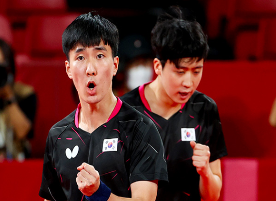 雷火电竞入驻-精美传球开创得分机会，主队一鼓作气的简单介绍