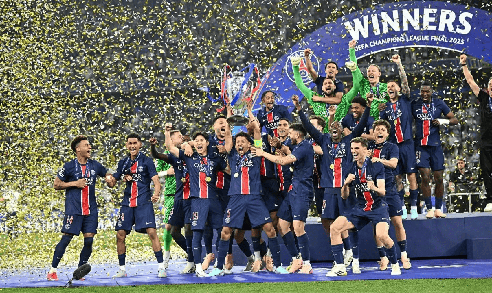 热刺不敌水晶宫，客场惨败遭遇颓势的简单介绍