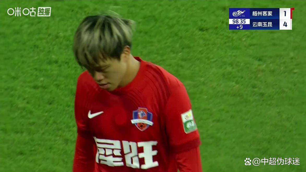 吉林光明队球员争先恐后，争霸中超