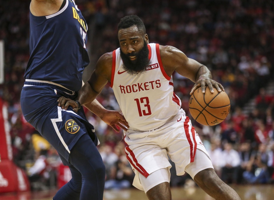 掘金队豪取四连胜，状态正佳