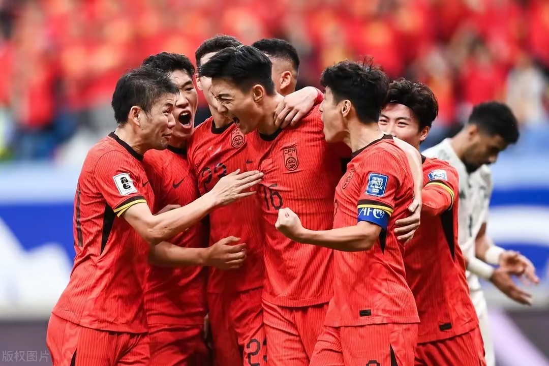 雷火电竞网址-战火重燃：球员们势均力敌，不分胜负