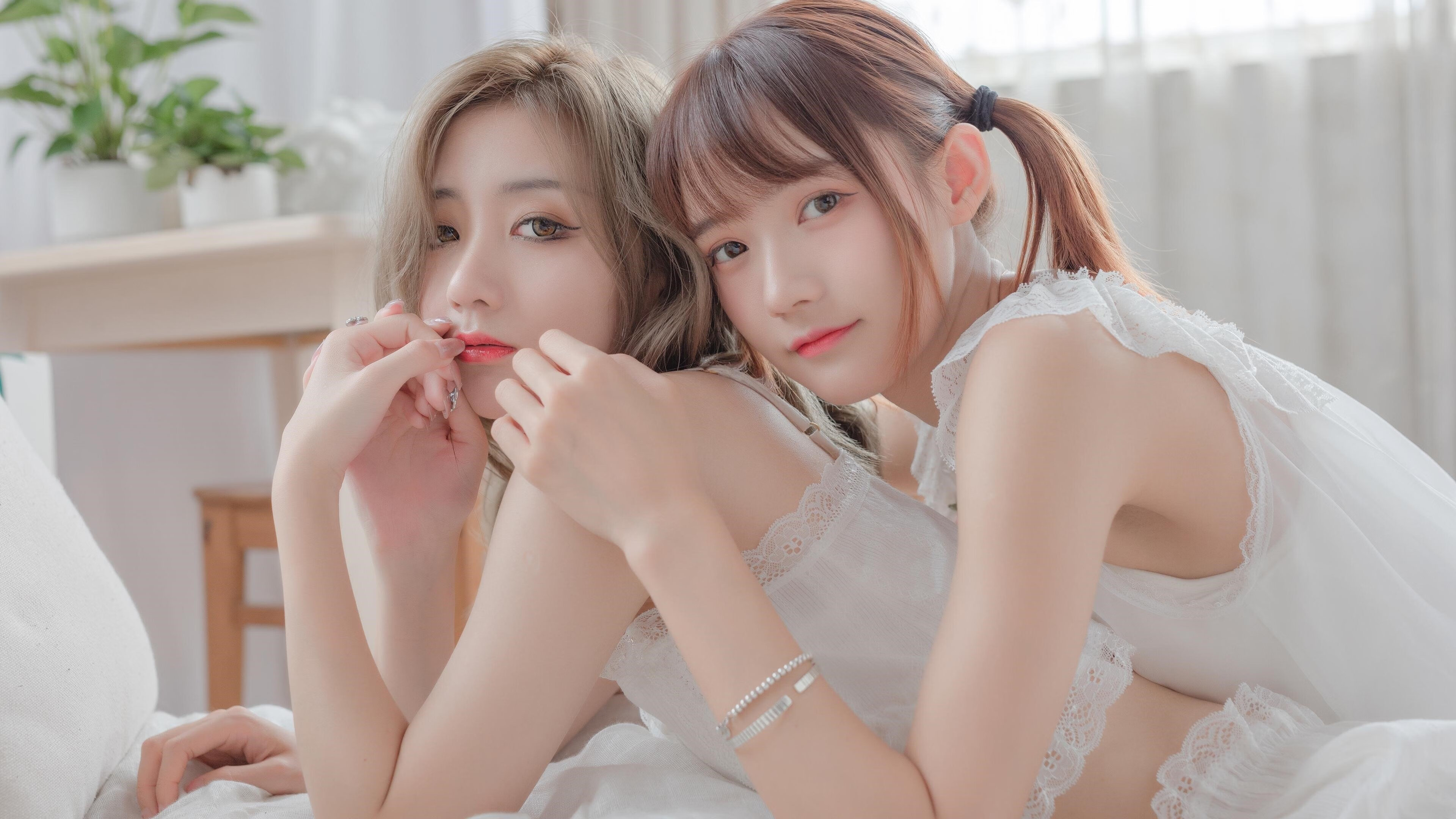 雷火电竞下载-炽热星光与逆流锋芒，马克西压力下完成爆发，马刺血拼奇才