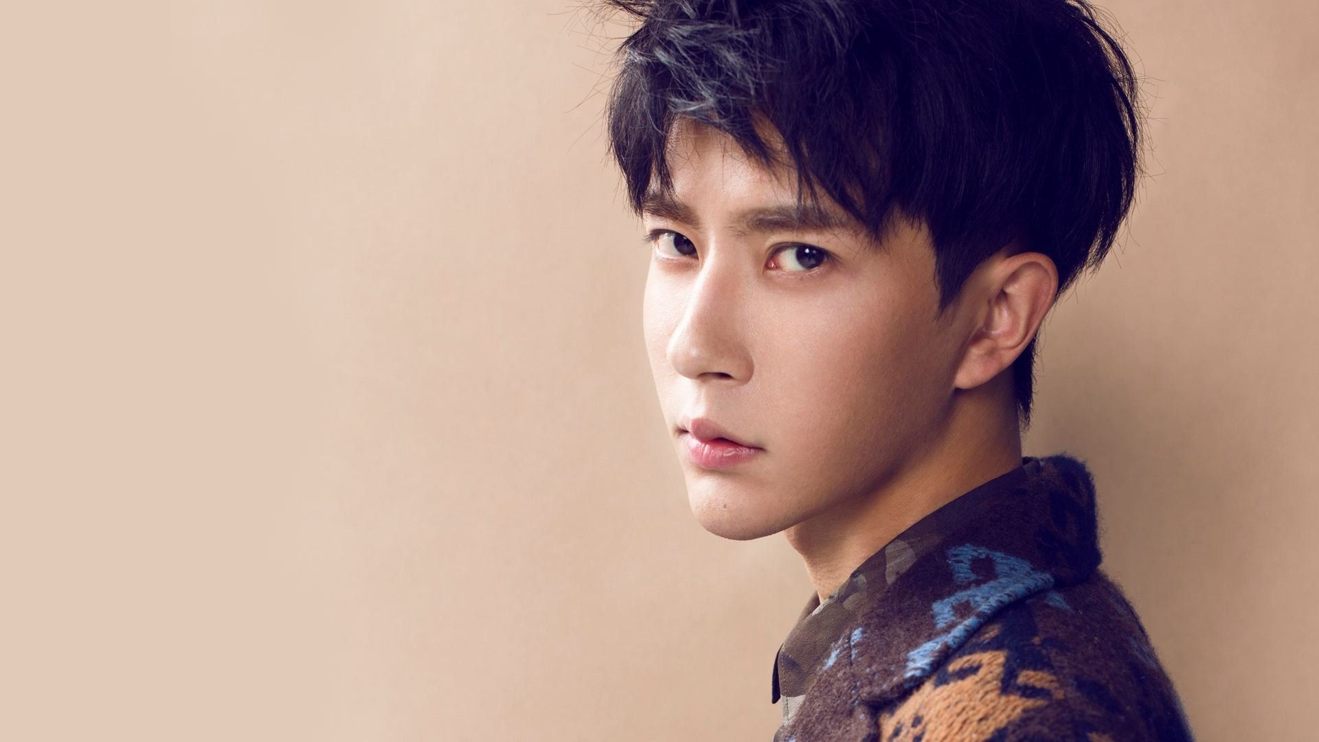 雷火电竞合作-北境神射撕碎铁幕！米切尔冠军级表现为快船冲冠献上铁证